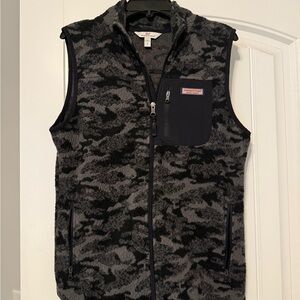 Gray and Black Camouflage Fleece Vest